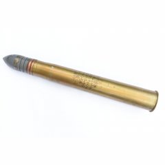 Maketa náboje 85 mm – „protitankový granát“